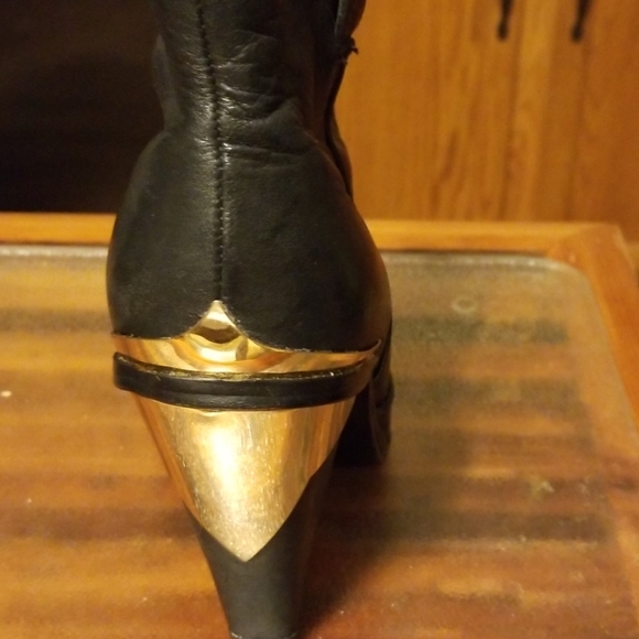 Dolce Vita Boots - Picture 4 of 6